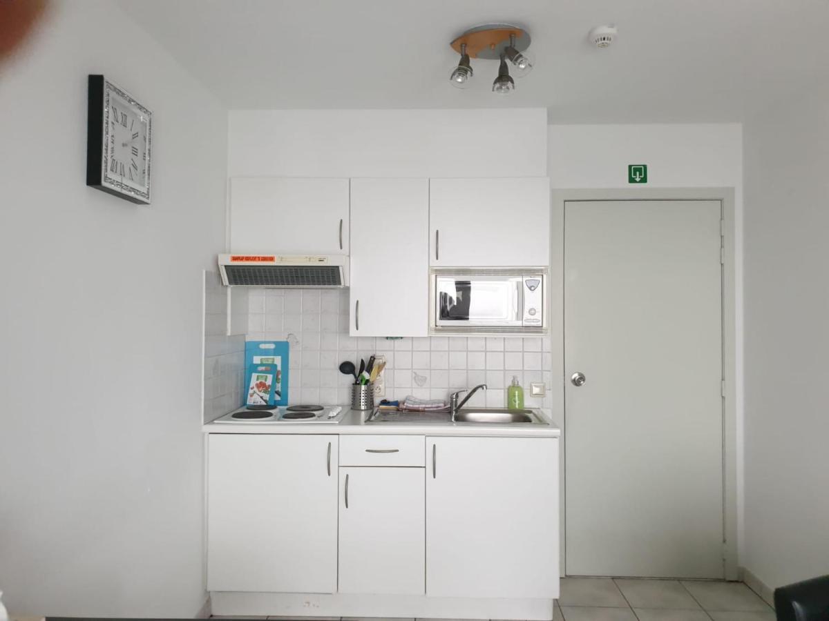 Beachfront Studio In Blankenberg บลังเคนเบอร์เก ภายนอก รูปภาพ